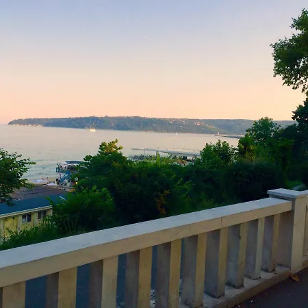 Apartment Top Center 3-bedroom Varna